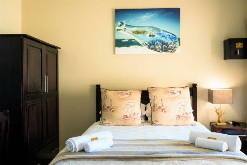 The Tides Inn Bed And Breakfast ダーバン エクステリア 写真